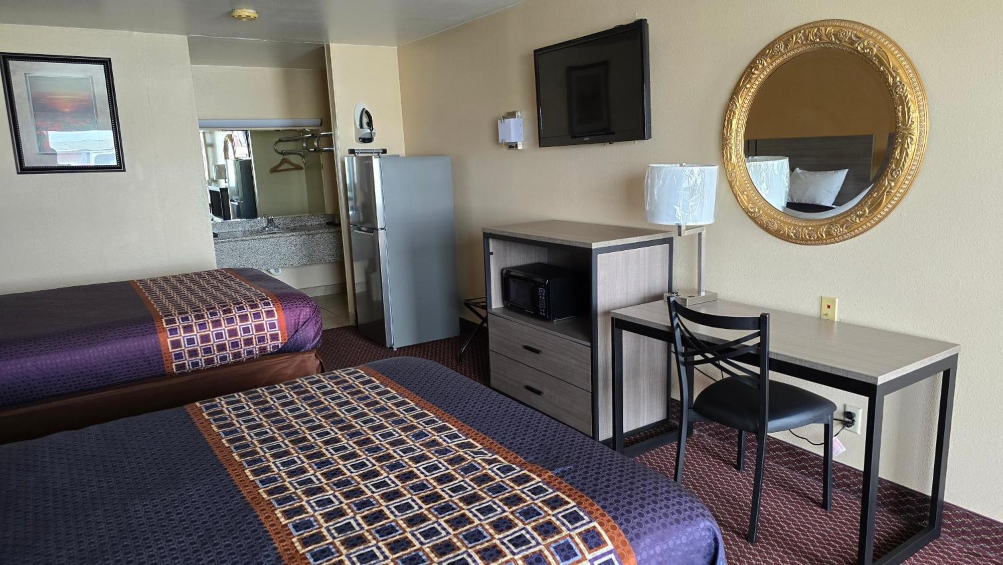 Texan Inn And Suites 莫纳汉斯 外观 照片