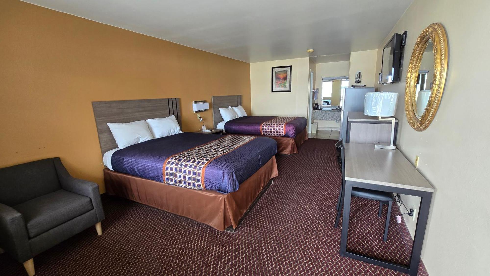 Texan Inn And Suites 莫纳汉斯 外观 照片