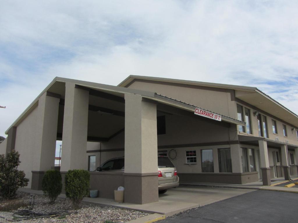 Texan Inn And Suites 莫纳汉斯 外观 照片